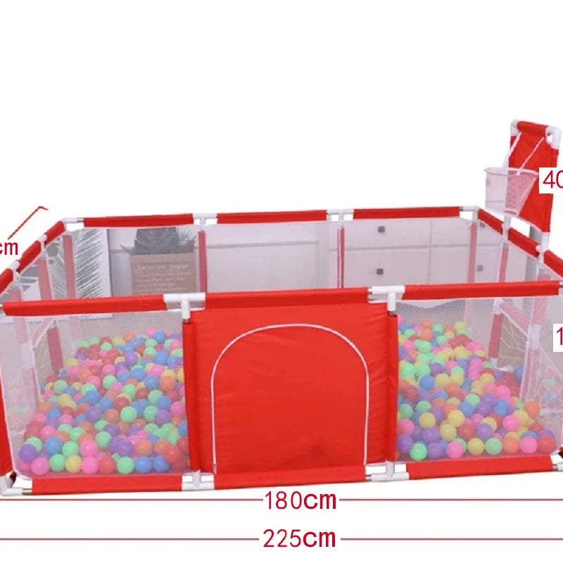 Parc bébé avec foot et basket + 20 Balles colorées